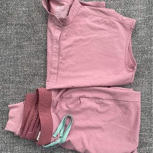 FIGS size L mauve pants and top